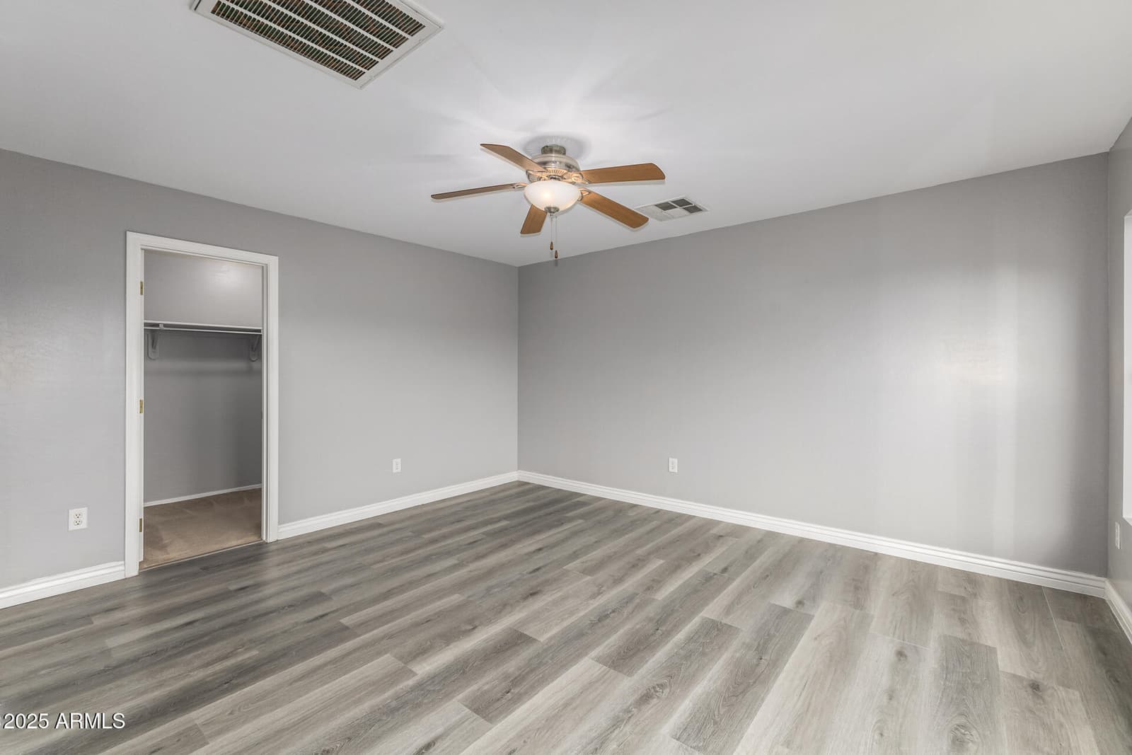 3006 W FERRUCCIO Place, Phoenix, AZ 85086 — photo 15 of 30
