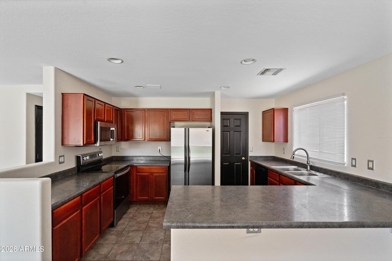 43241 W KRISTAL Lane, Maricopa, AZ 85138 — photo 10 of 34