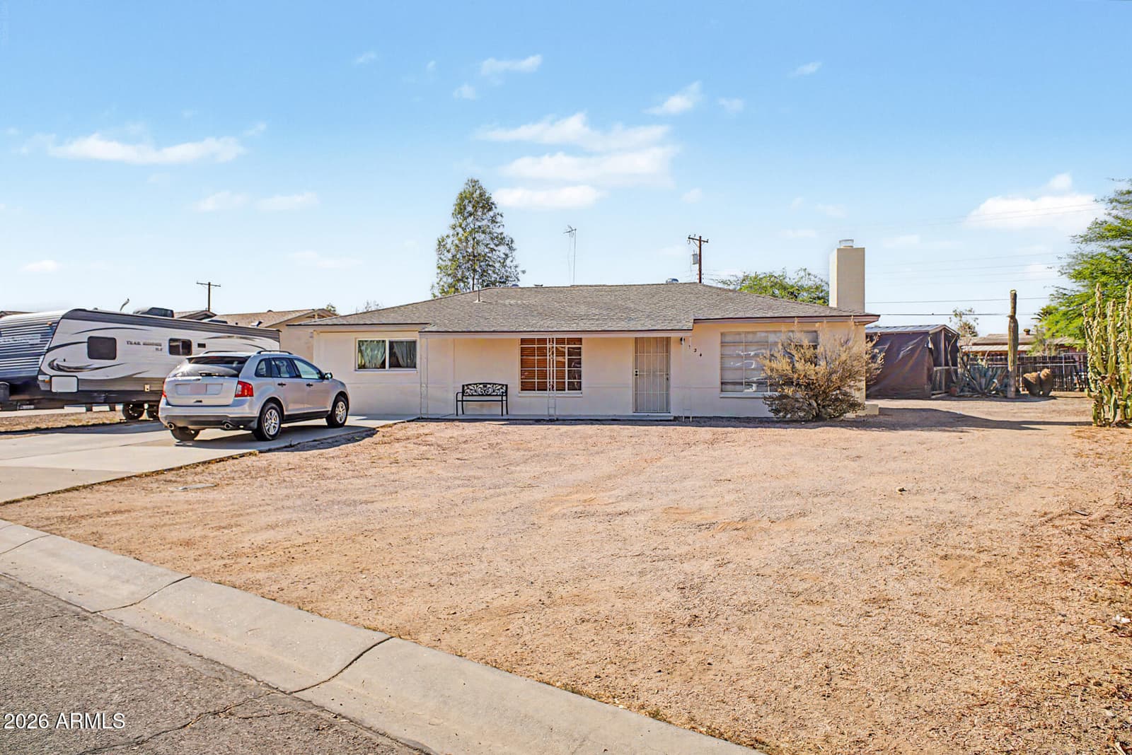 924 E GRANADA Avenue, Apache Junction, AZ 85119 — photo 1 of 21