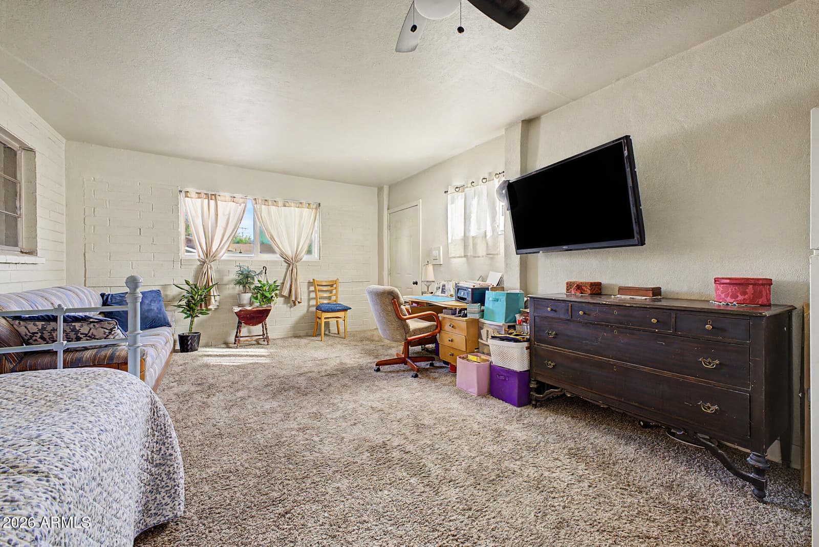 924 E GRANADA Avenue, Apache Junction, AZ 85119 — photo 12 of 21
