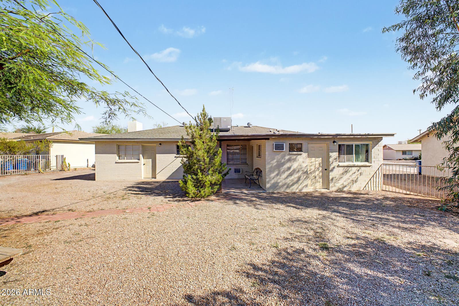 924 E GRANADA Avenue, Apache Junction, AZ 85119 — photo 18 of 21