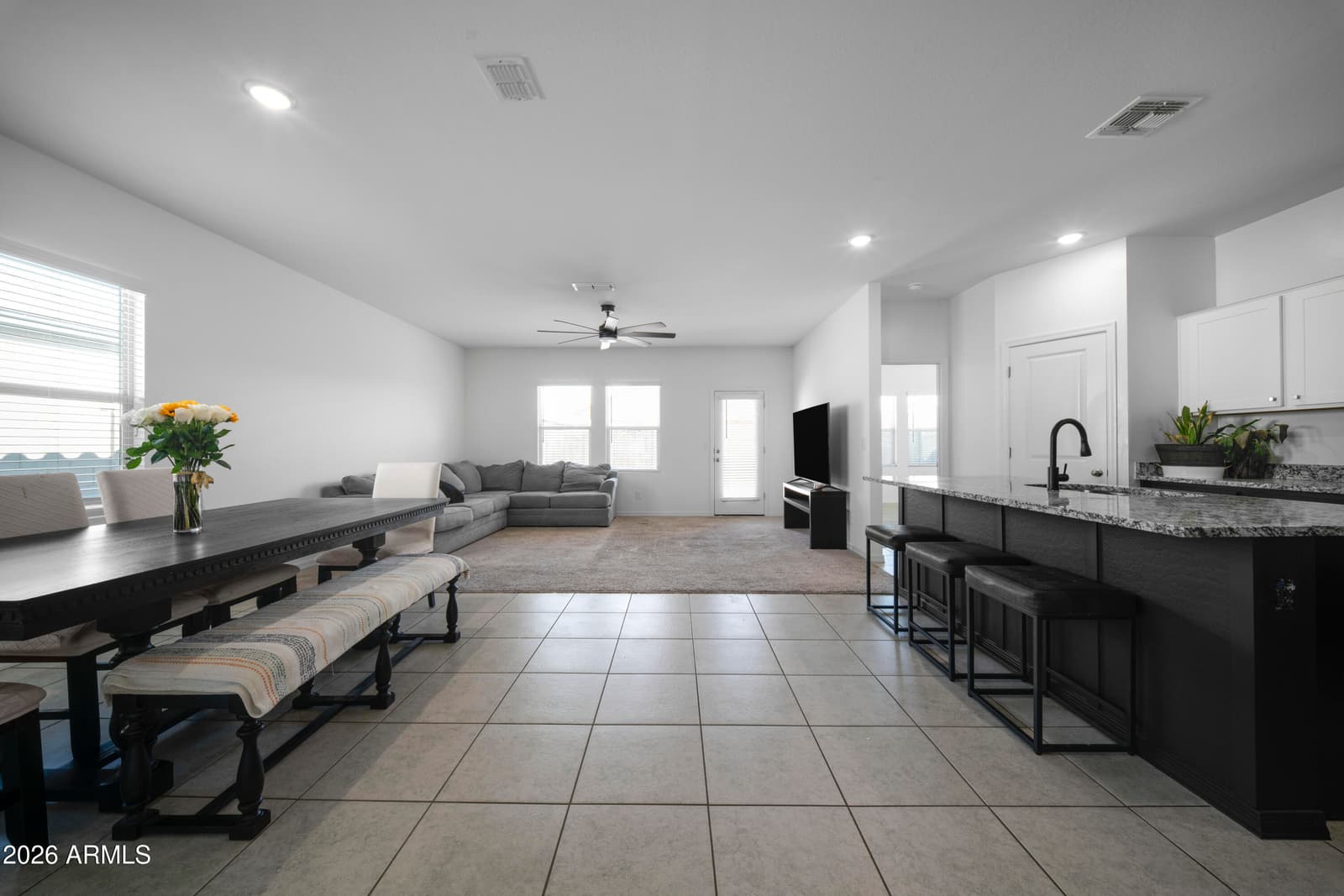 5619 W MOODY Trail, Laveen, AZ 85339