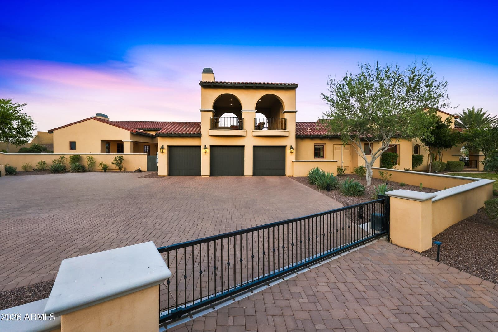 3105 N HERITAGE Street, Buckeye, AZ 85396 — photo 8 of 103