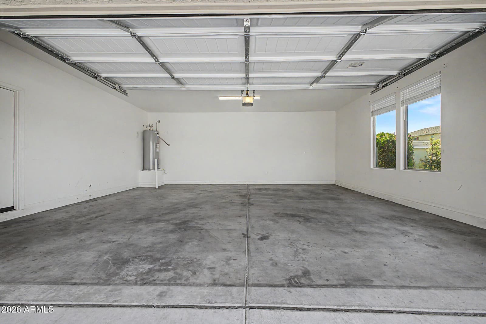10555 W CROWN KING Road, Tolleson, AZ 85353 — photo 43 of 64