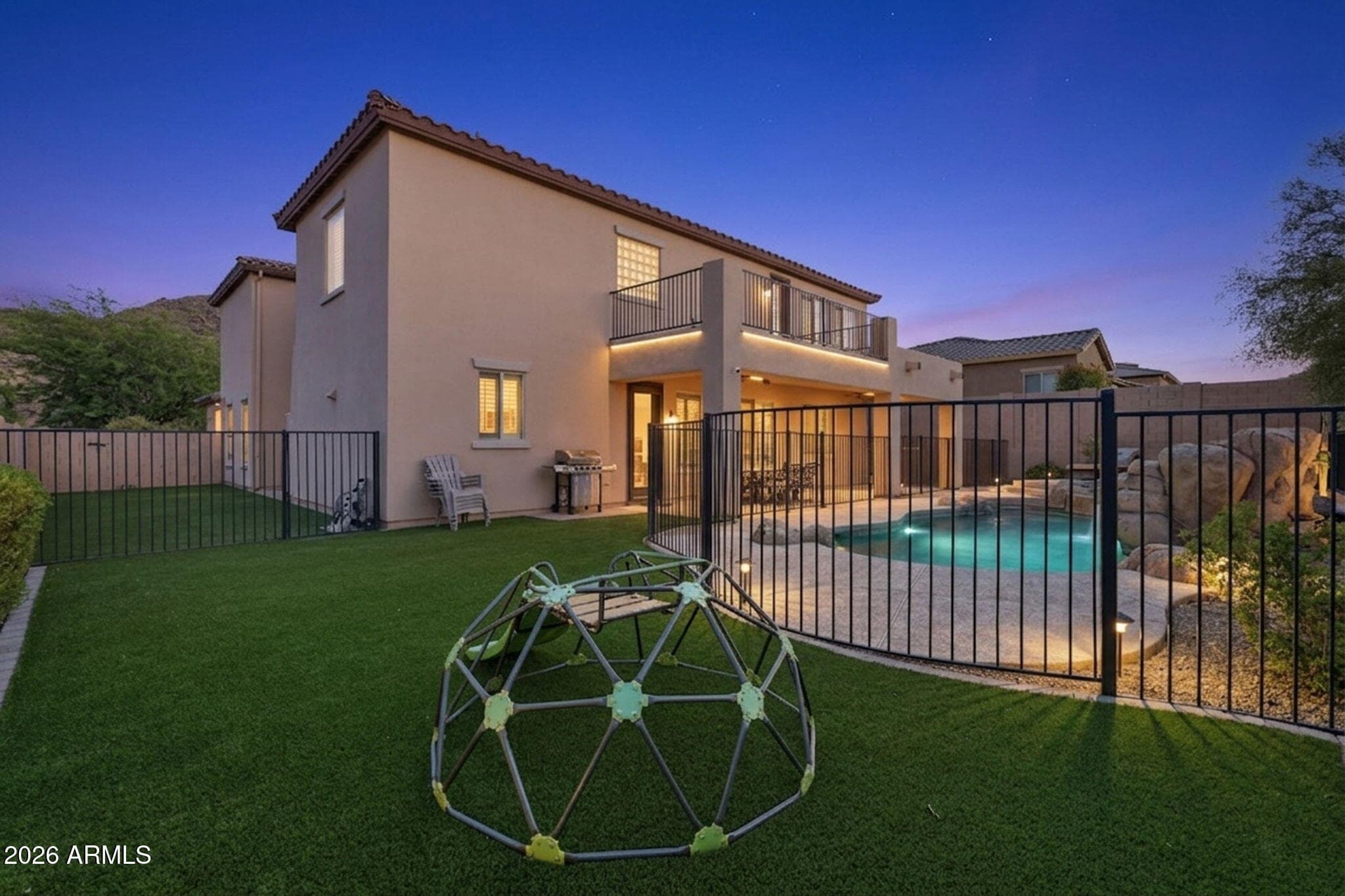 8638 W BRILES Road, Peoria, AZ 85383 — photo 9 of 90