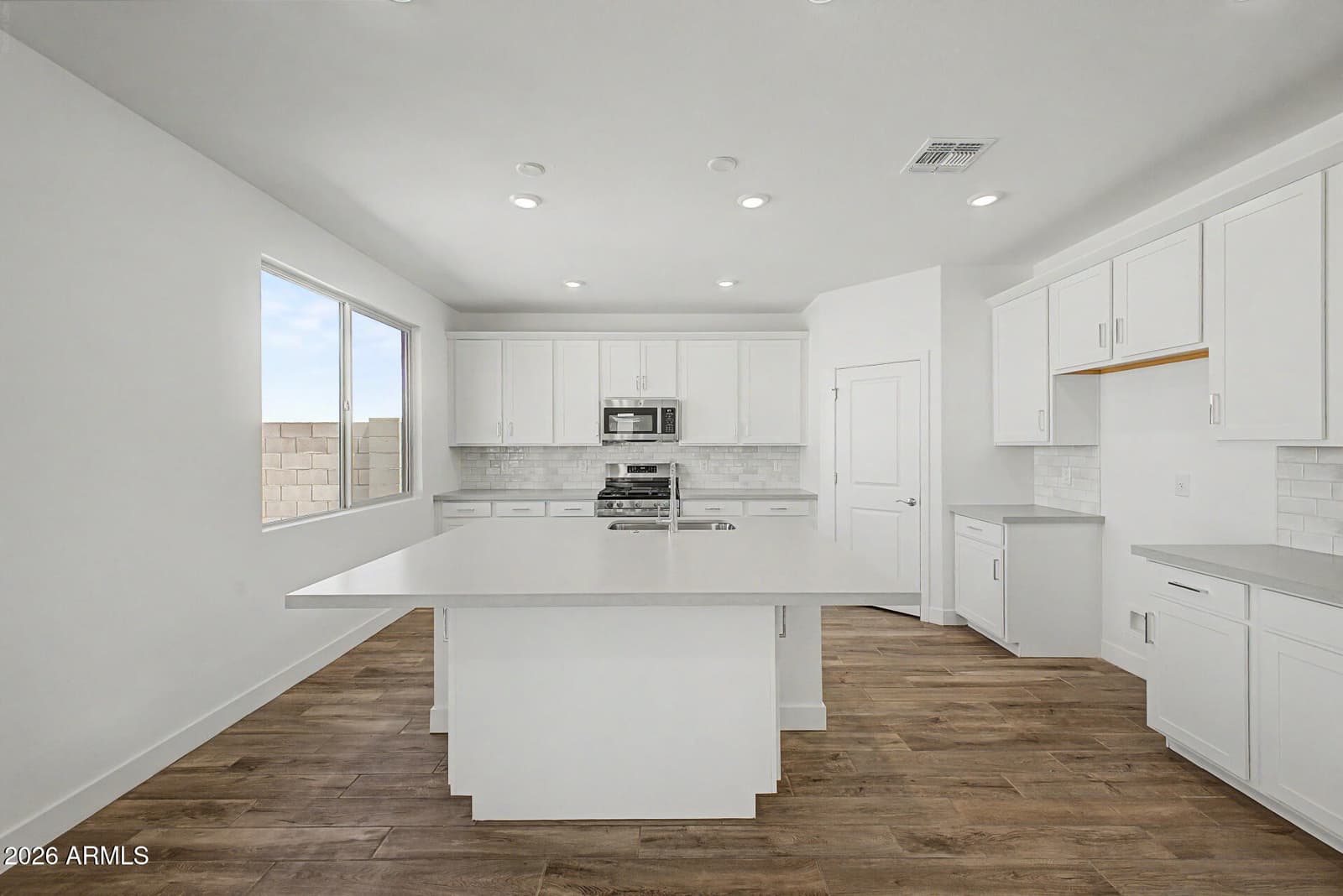 30132 W PALO BREA Way, Buckeye, AZ 85396 — photo 12 of 41