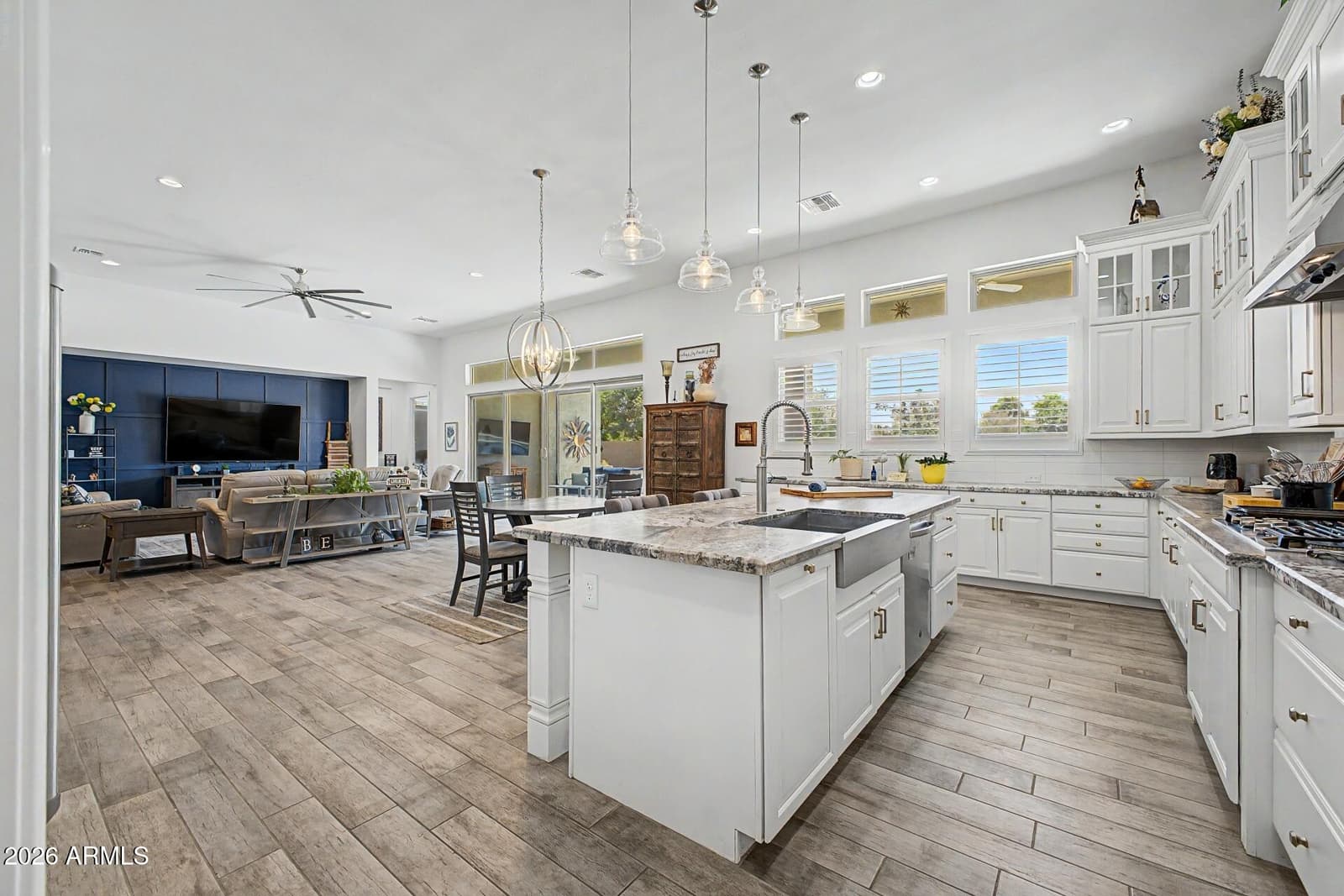7701 S Barlow Drive, Gilbert, AZ 85298 — photo 13 of 60