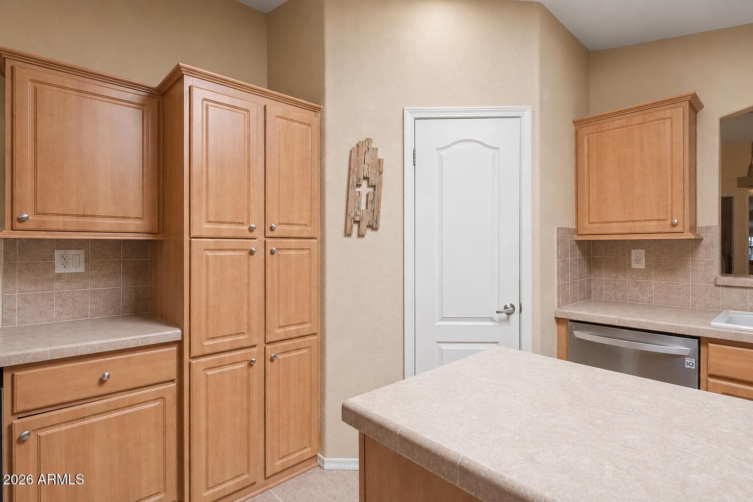 7373 E US Highway 60 97, Gold Canyon, AZ 85118 — photo 7 of 21