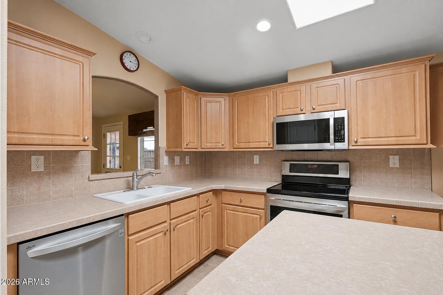 7373 E US Highway 60 97, Gold Canyon, AZ 85118 — photo 8 of 21
