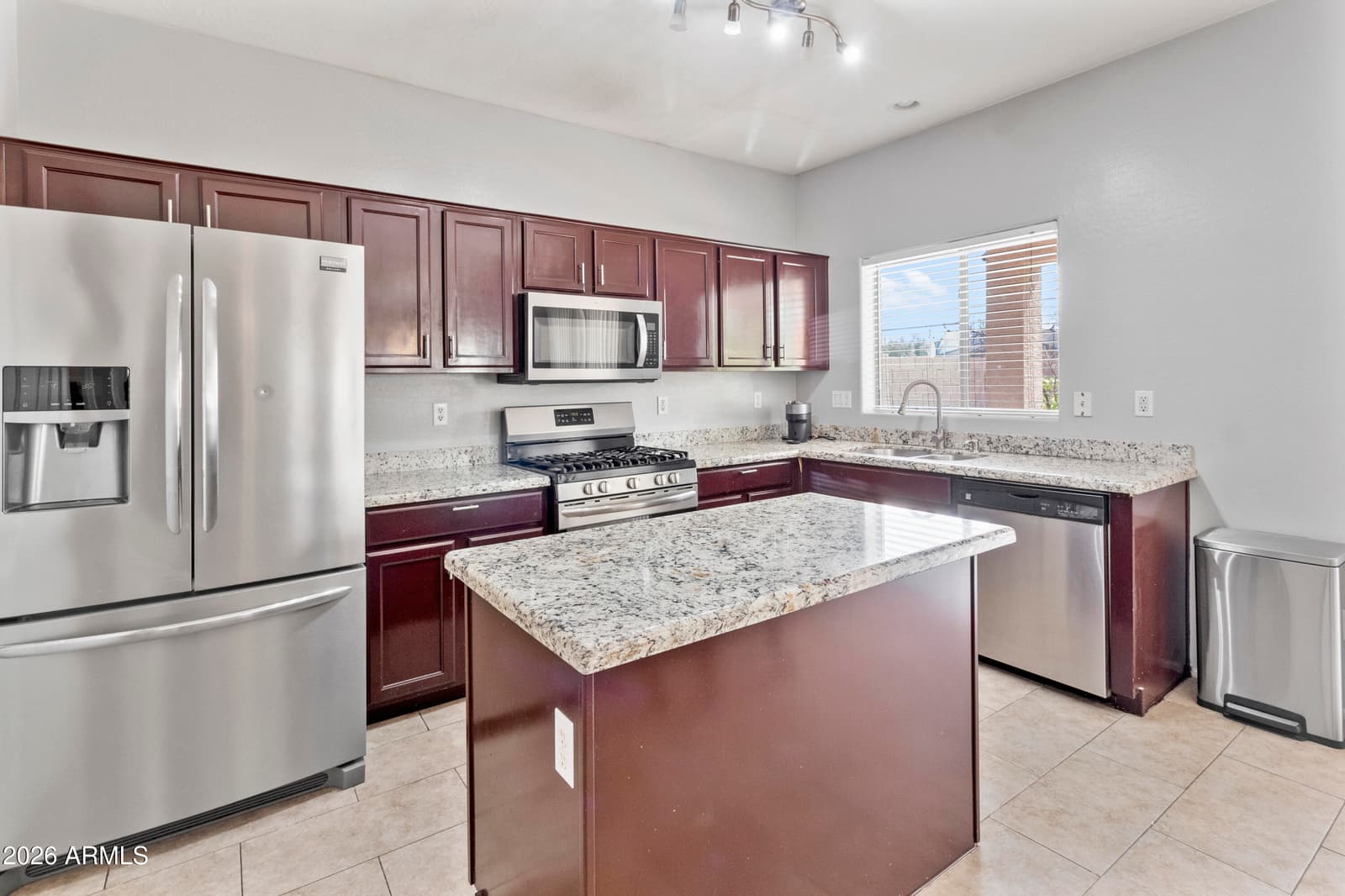 1313 S 123rd Lane, Avondale, AZ 85323 — photo 7 of 28
