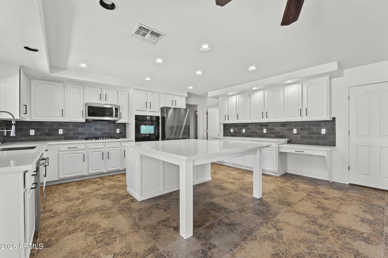12925 W LLANO Drive, Litchfield Park, AZ 85340 — photo 13 of 65