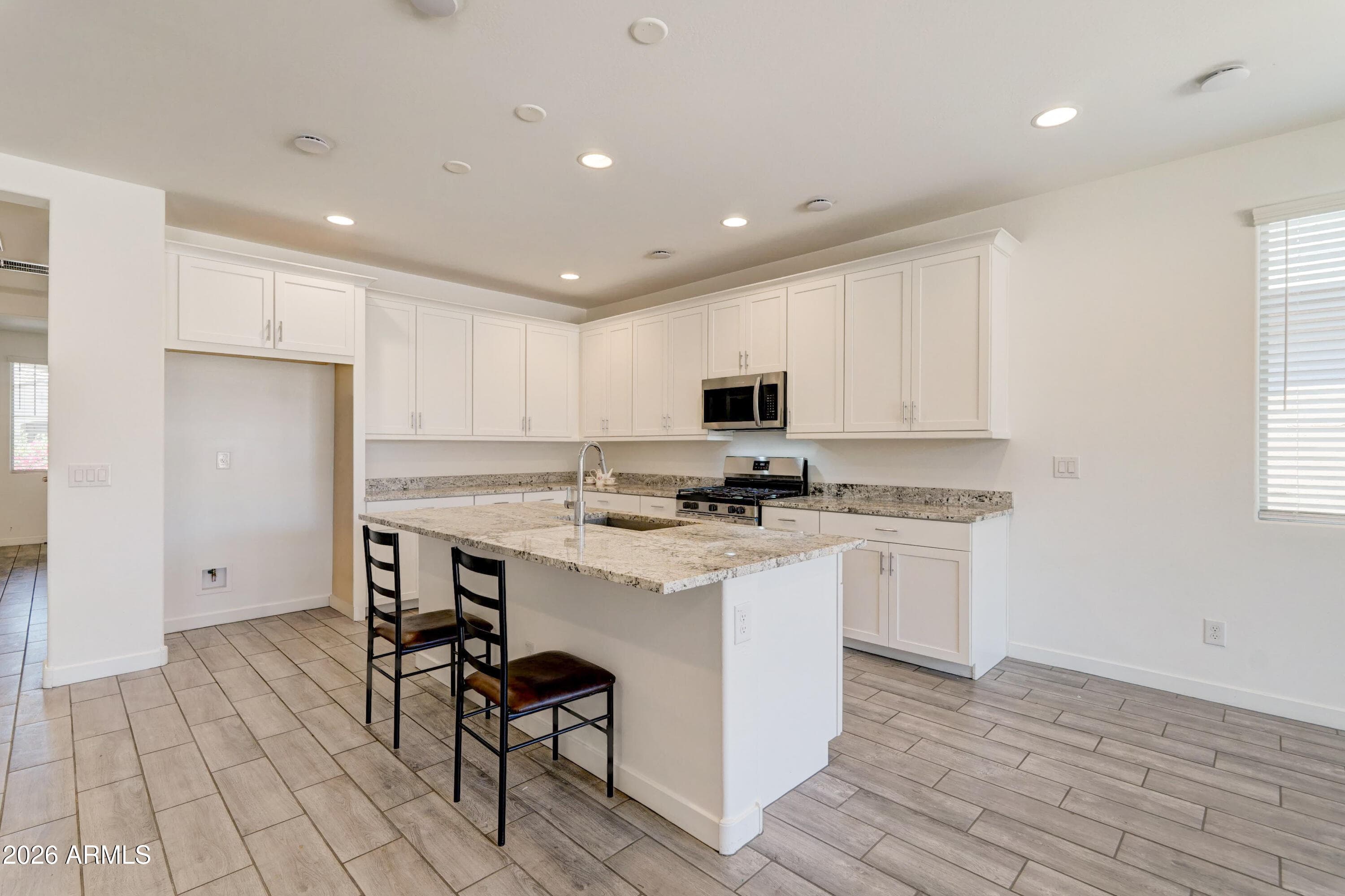 11136 W PARKWAY Drive, Tolleson, AZ 85353 — photo 9 of 26
