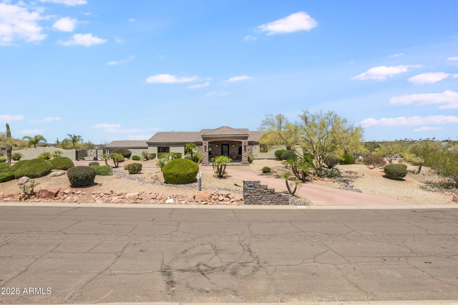 9252 N FIREBRICK Drive, Fountain Hills, AZ 85268 — photo 1 of 30