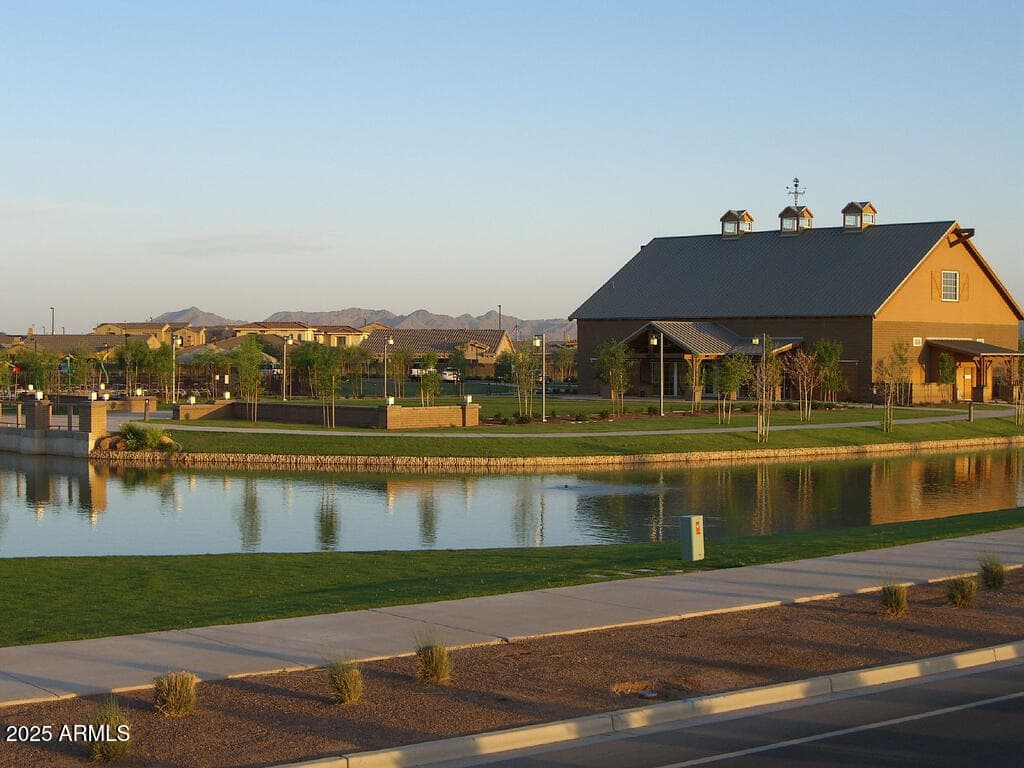 3828 S VINEYARD Avenue, Gilbert, AZ 85297 — photo 22 of 22