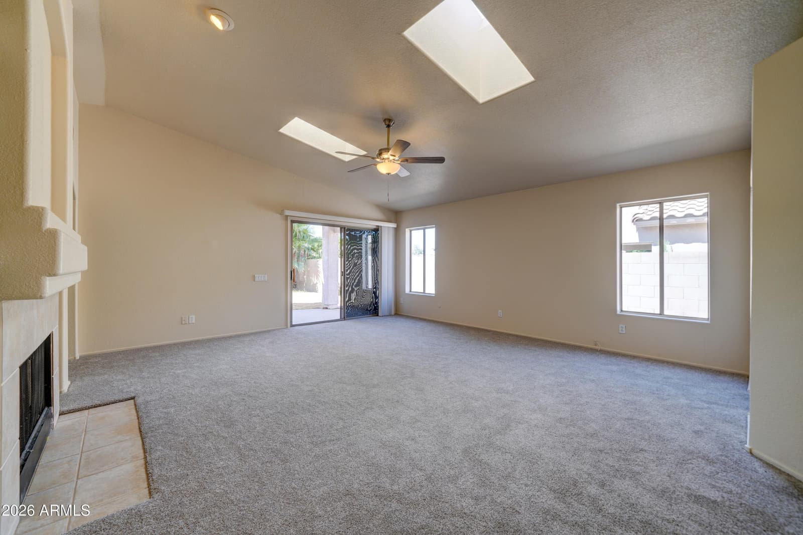 6661 W AURORA Drive, Glendale, AZ 85308 — photo 8 of 40