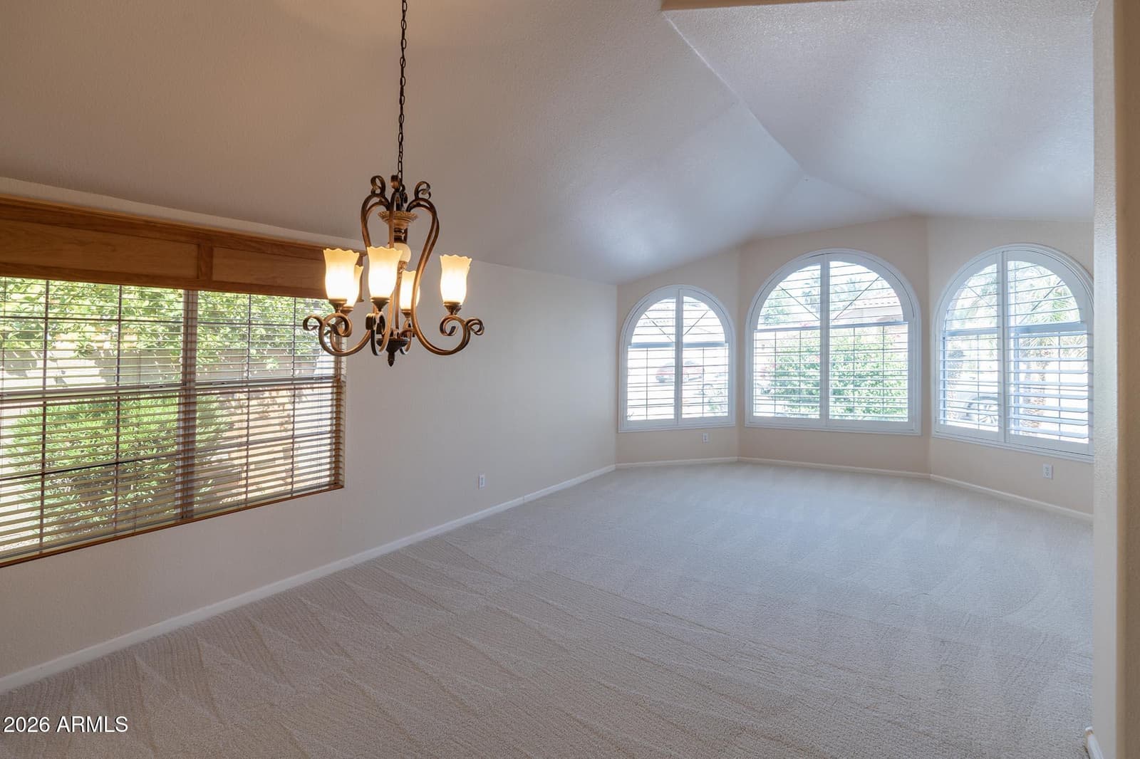1524 W ORIOLE Way, Chandler, AZ 85286 — photo 8 of 29