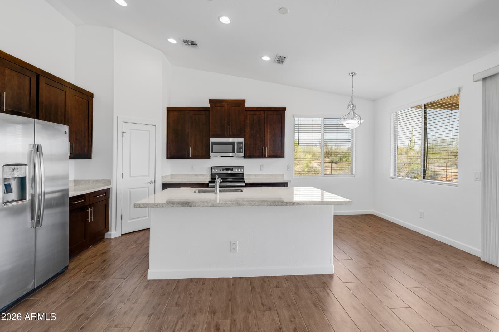 17220 E ESTANCIA Way, Rio Verde, AZ 85263 — photo 9 of 42