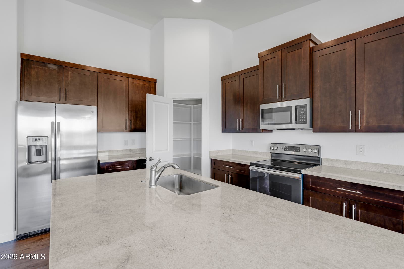 17220 E ESTANCIA Way, Rio Verde, AZ 85263 — photo 12 of 42