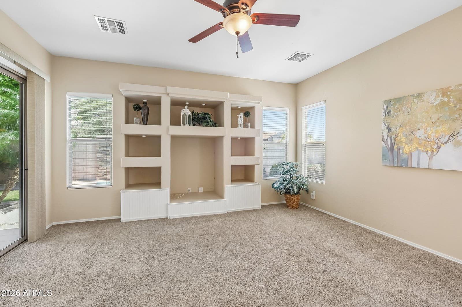 3349 W MONTELLO Road, Phoenix, AZ 85086 — photo 20 of 54