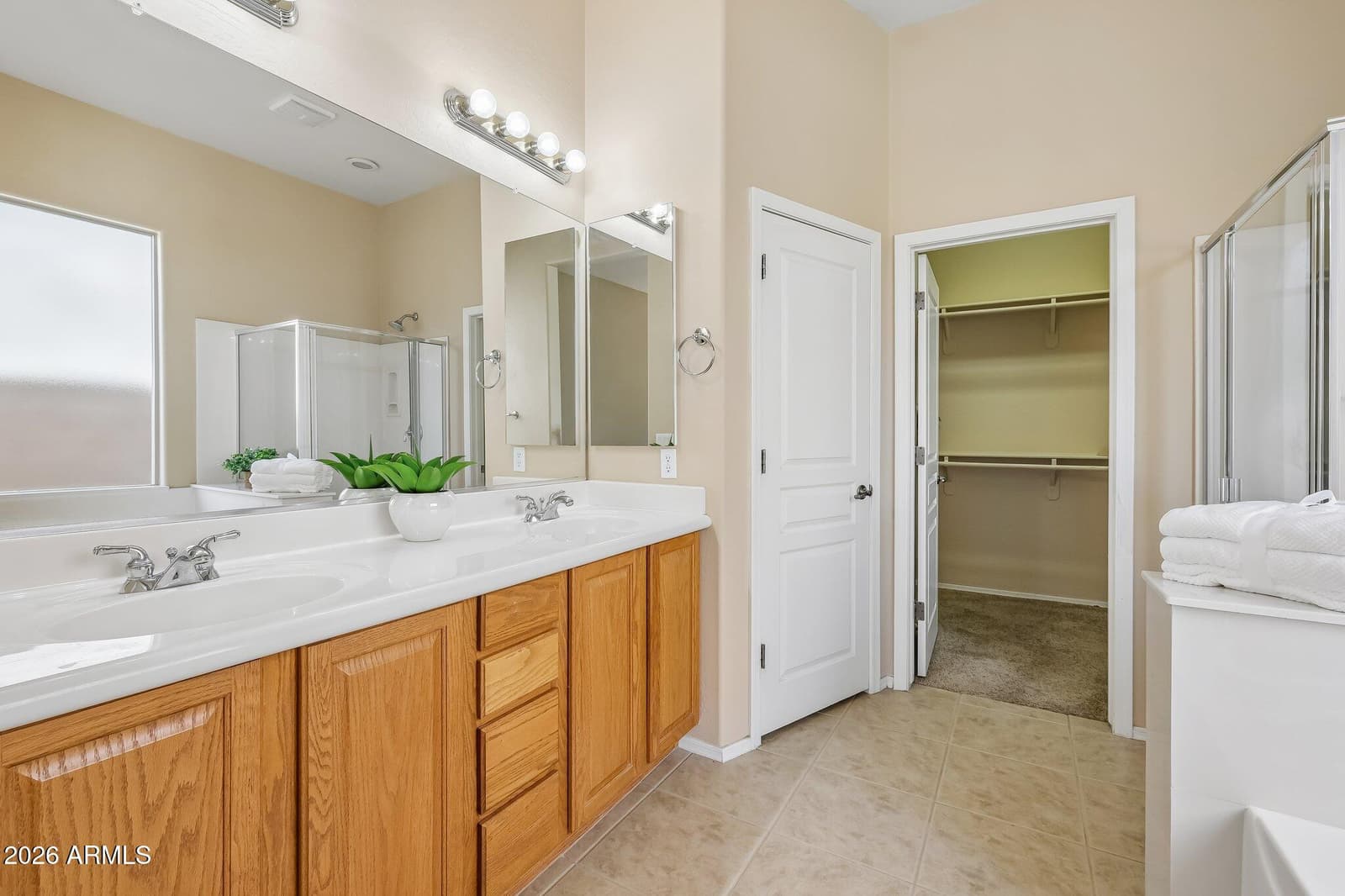 3349 W MONTELLO Road, Phoenix, AZ 85086 — photo 23 of 54