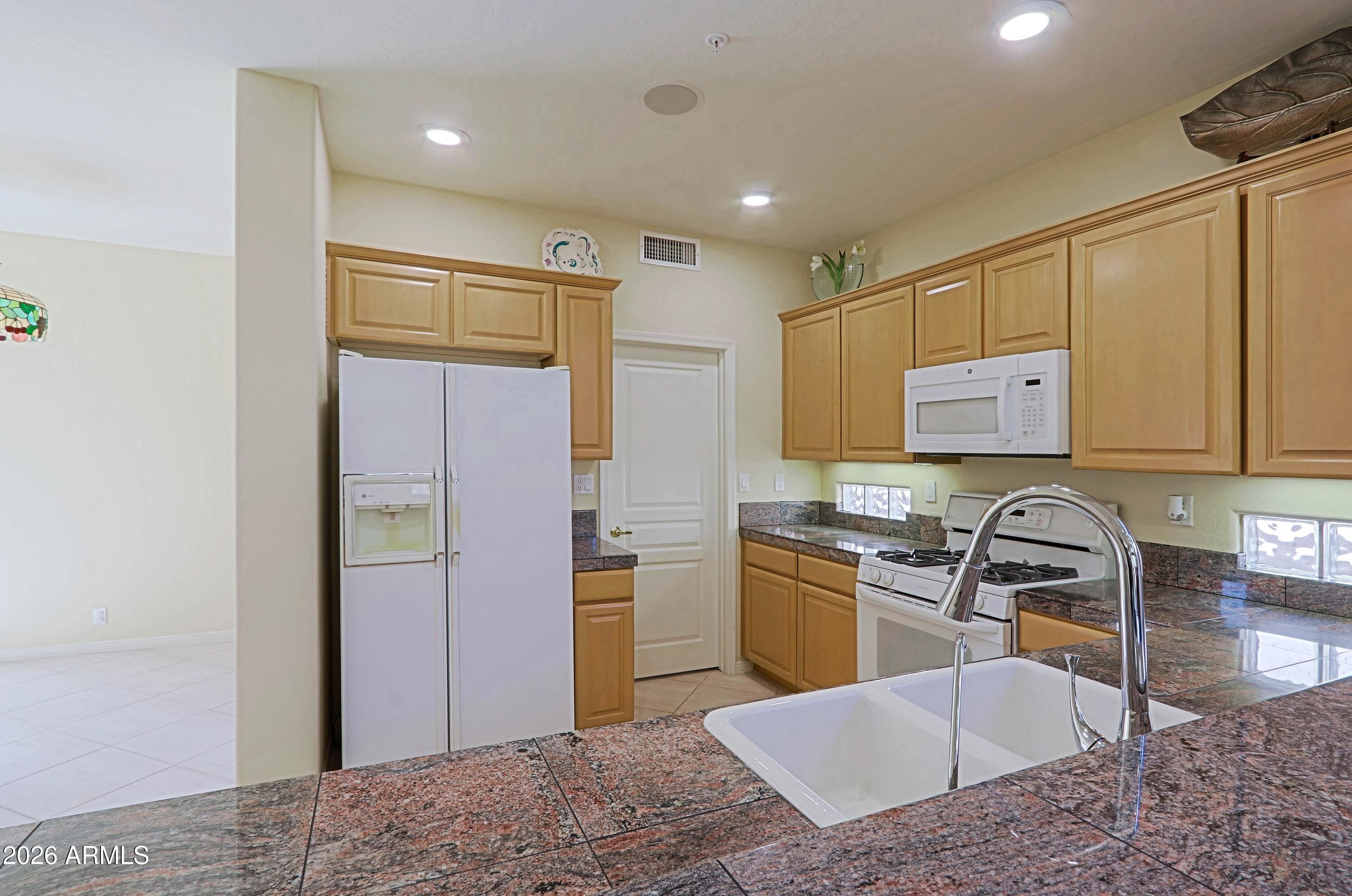 7051 E SLEEPY OWL Way, Scottsdale, AZ 85266 — photo 9 of 91