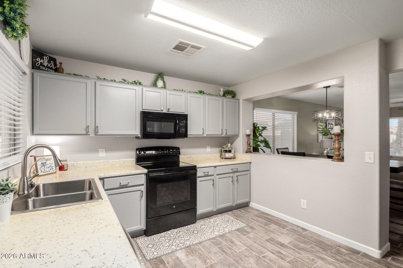 920 E PIMA Avenue, Apache Junction, AZ 85119 — photo 10 of 28