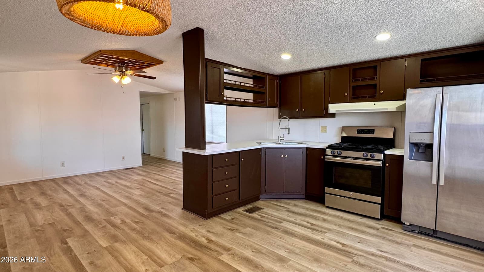 1221 N Dysart Road 2, Avondale, AZ 85323 — photo 3 of 12