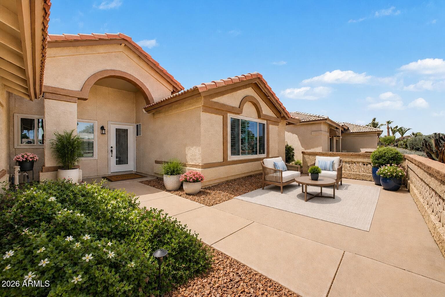 26034 S HOLLYGREEN Drive, Sun Lakes, AZ 85248 — photo 1 of 29