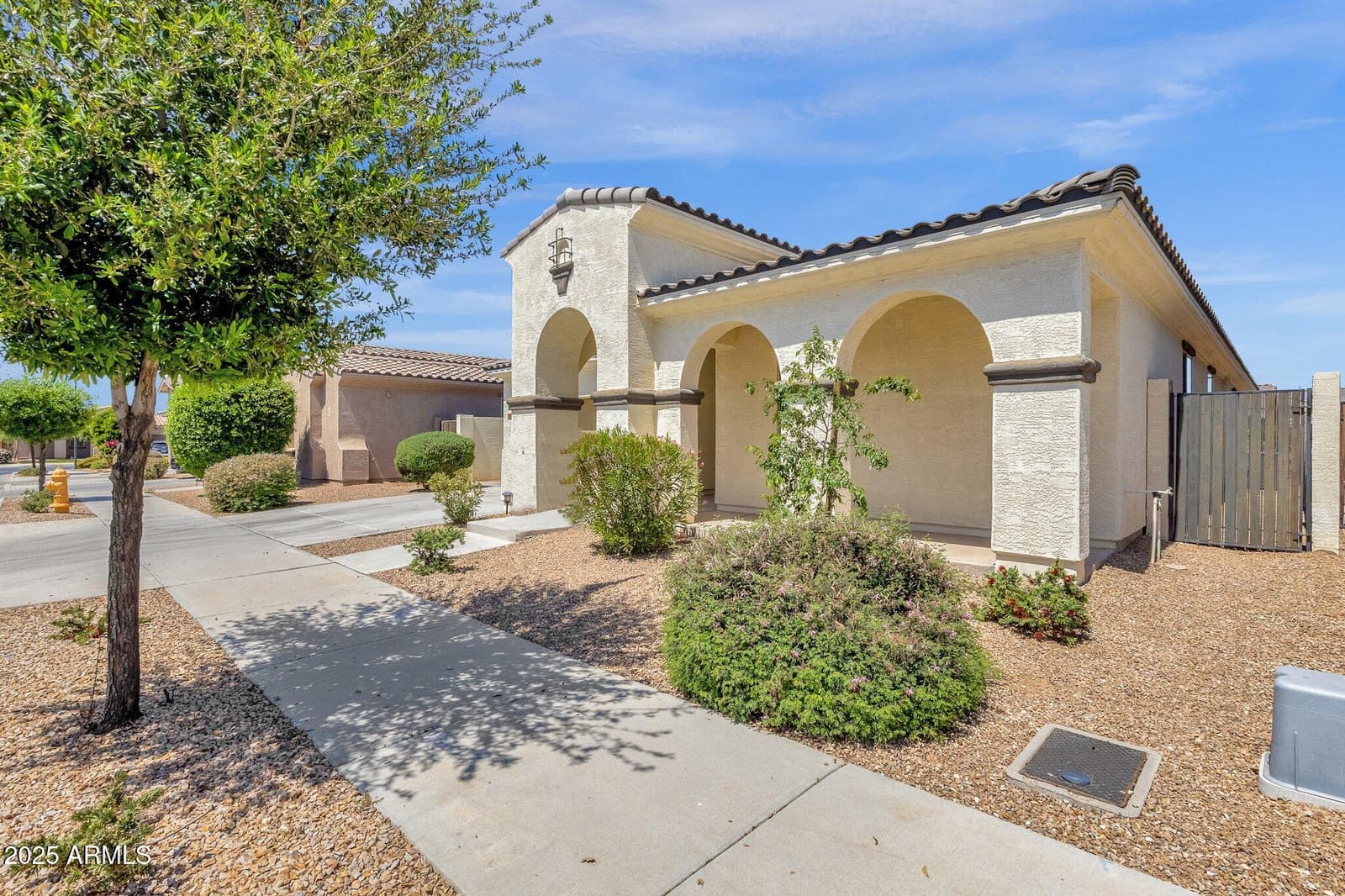 22472 E SONOQUI Boulevard, Queen Creek, AZ 85142 — photo 1 of 41