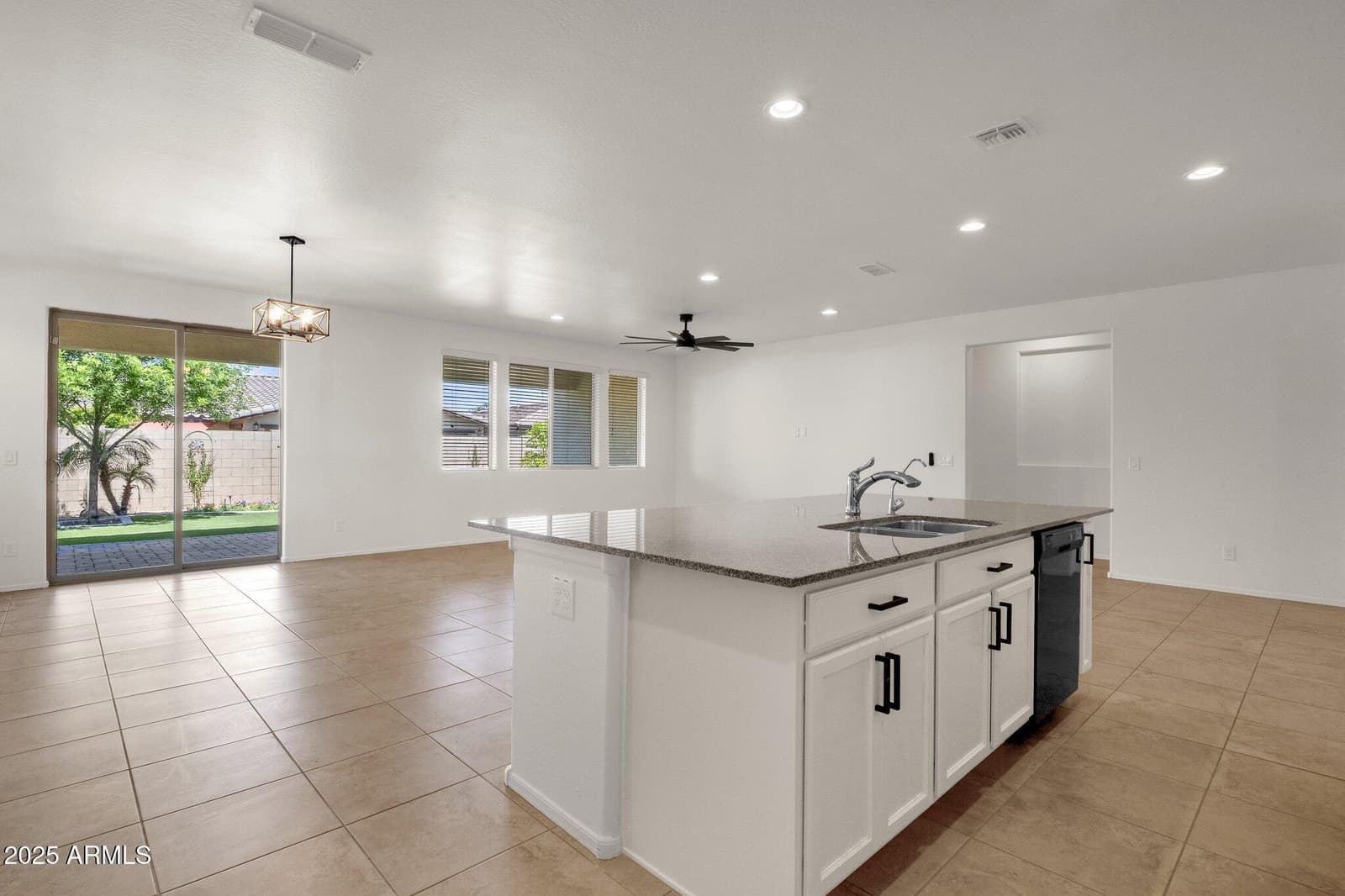 22472 E SONOQUI Boulevard, Queen Creek, AZ 85142 — photo 15 of 41