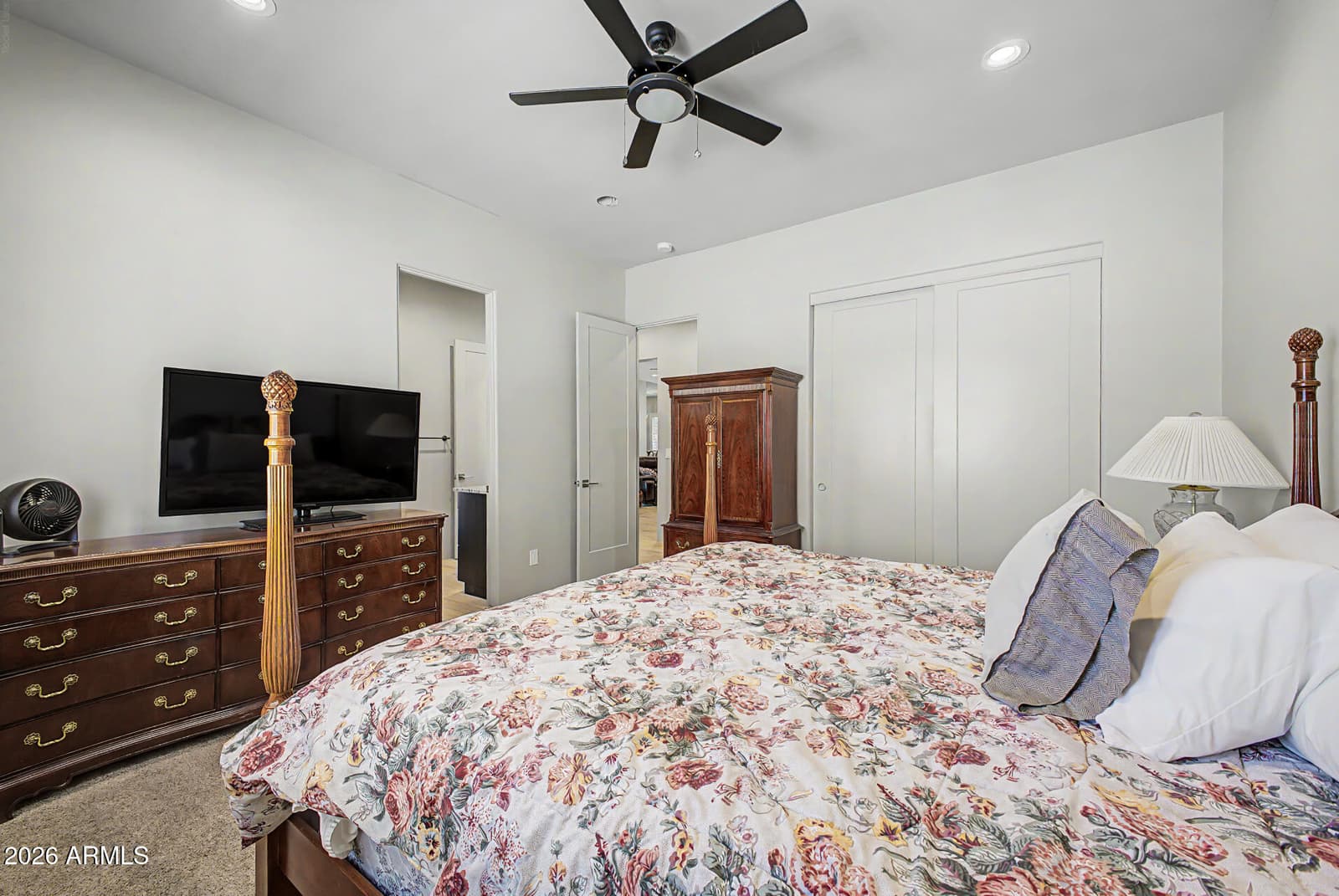 2639 W Lavitt Lane, Phoenix, AZ 85086 — photo 13 of 51