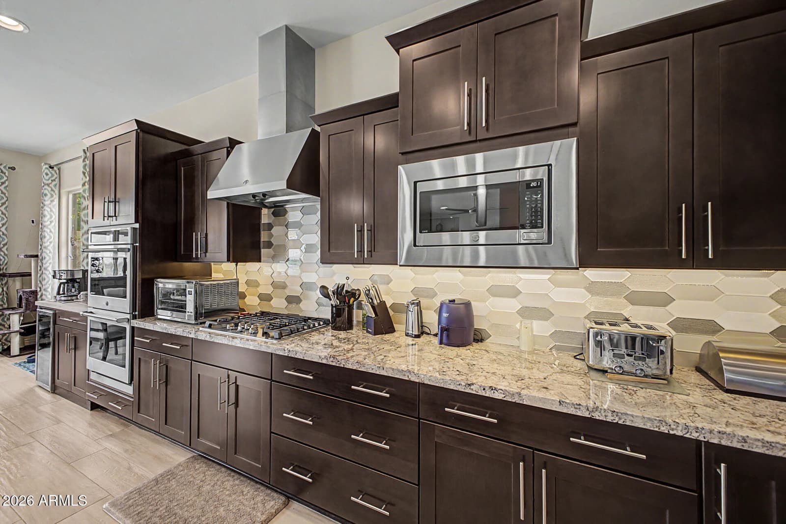 10236 W Bent Tree Drive, Peoria, AZ 85383 — photo 14 of 45