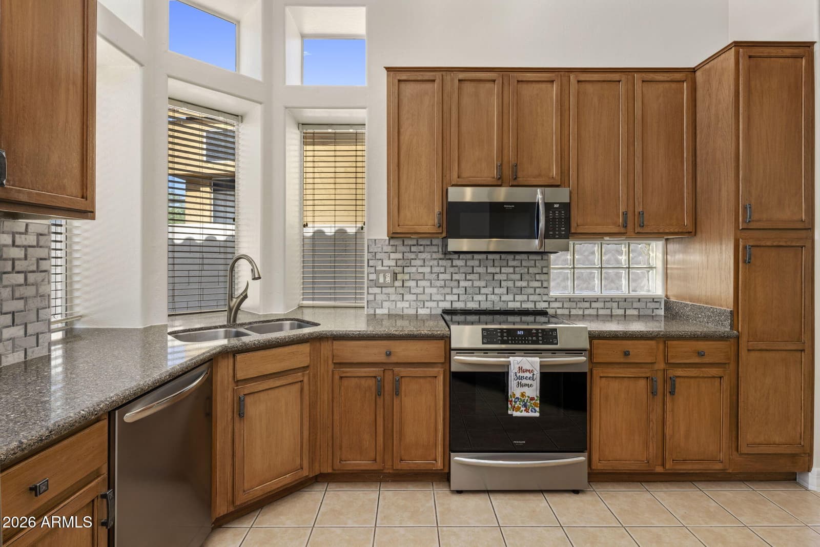 4220 E DESERT MARIGOLD Drive, Cave Creek, AZ 85331 — photo 16 of 32