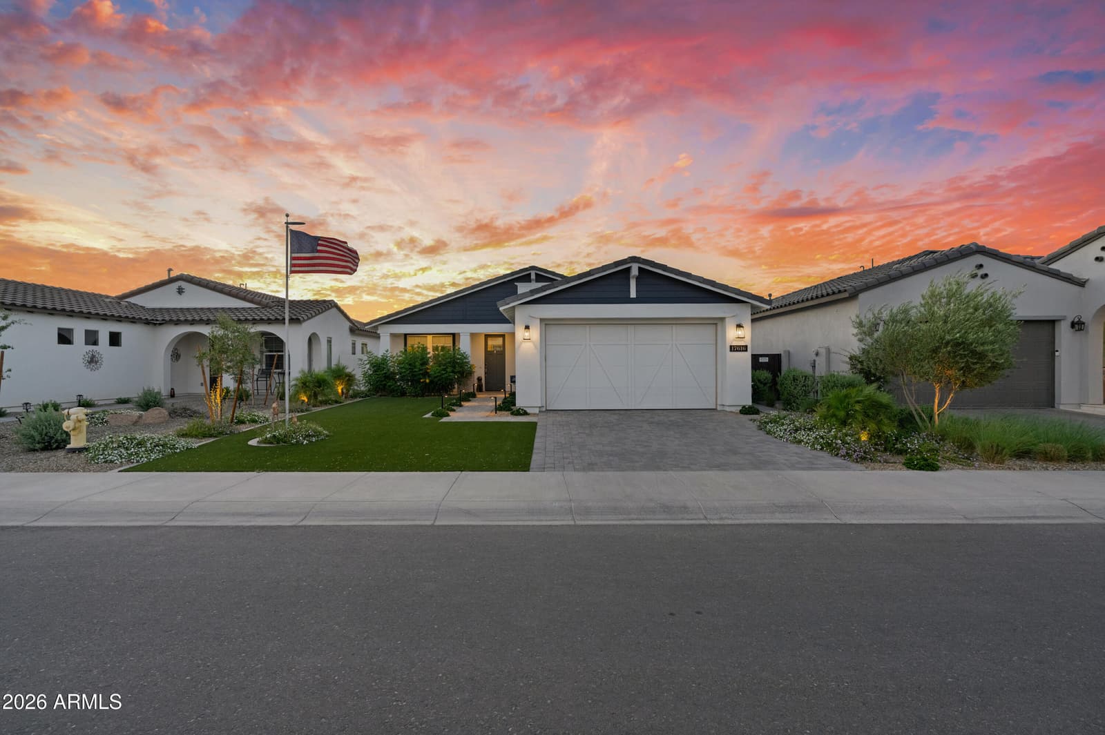 17616 W MIDDLEBURY Street, Surprise, AZ 85388