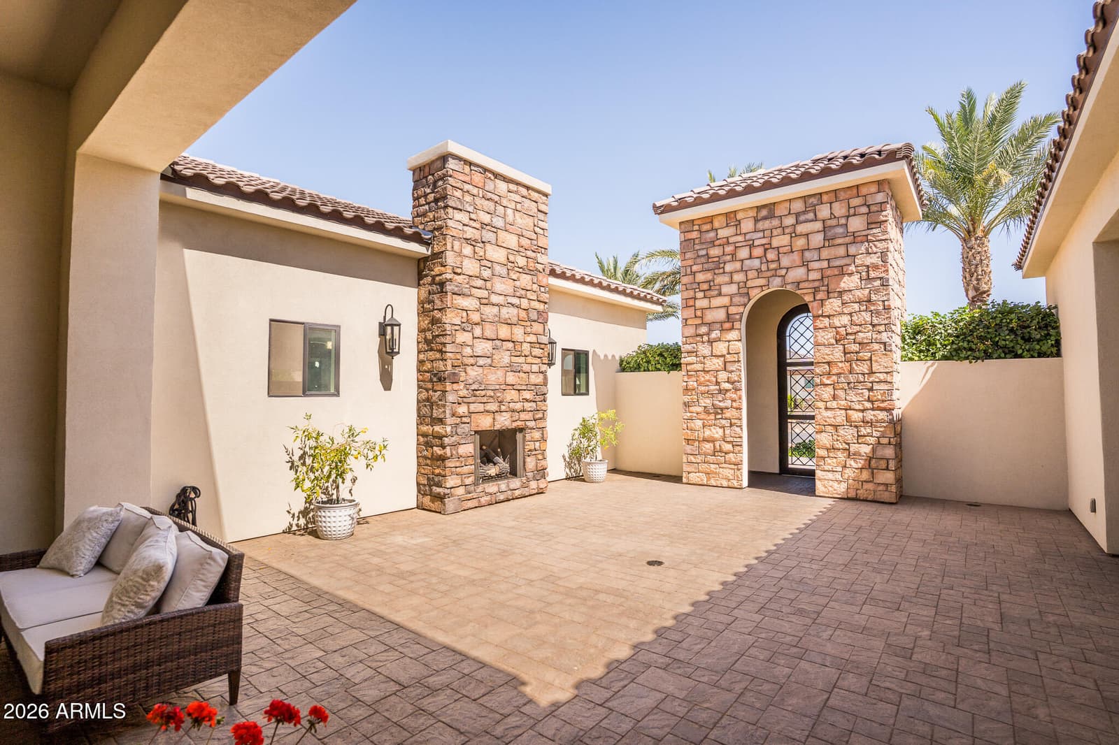 18203 W SOLANO Court, Litchfield Park, AZ 85340 — photo 9 of 35