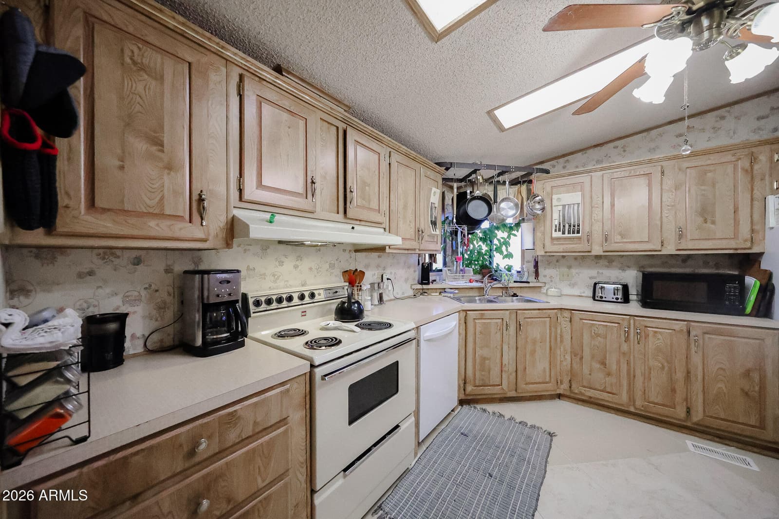 11596 W Sierra Dawn Boulevard 272, Surprise, AZ 85374 — photo 17 of 40