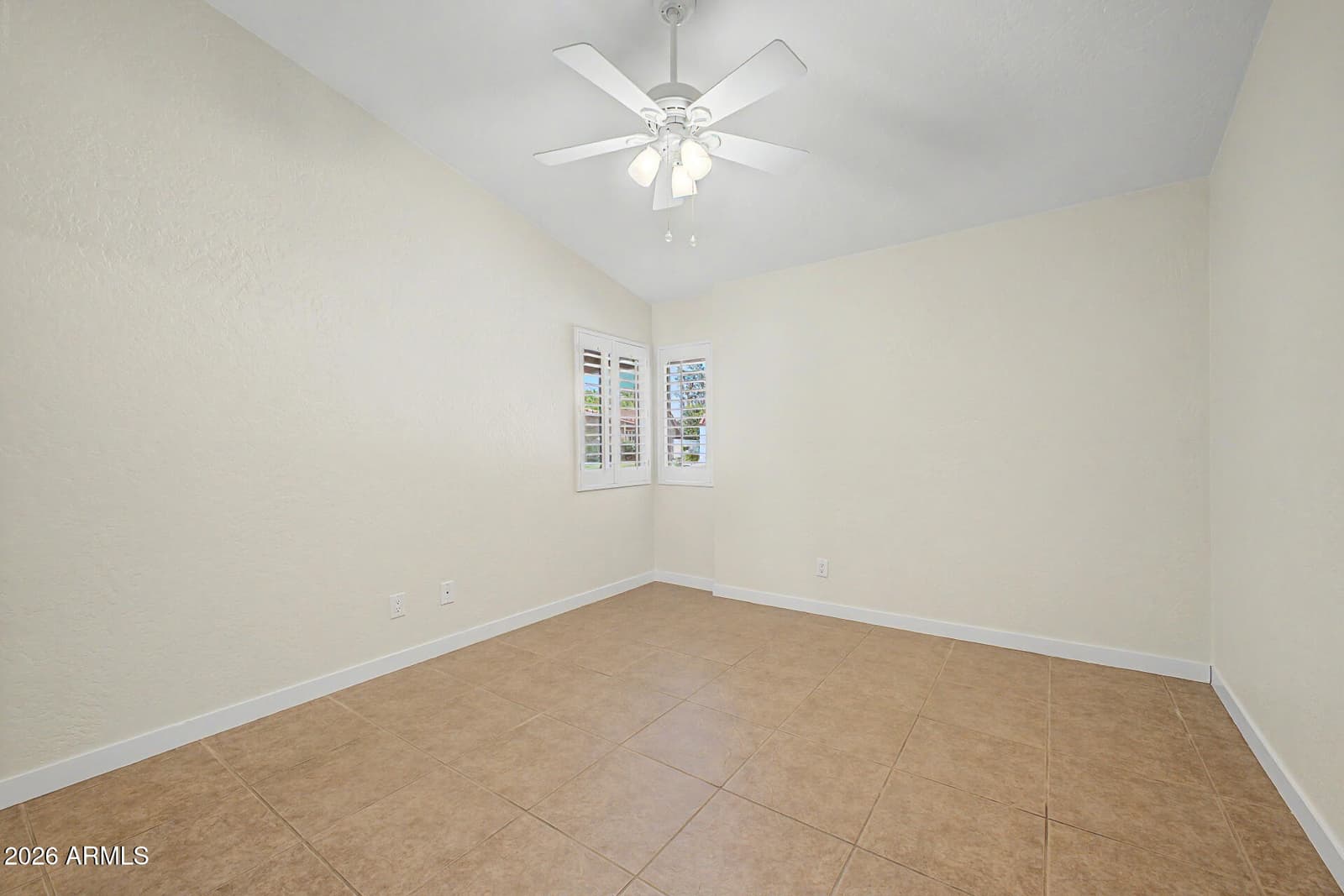 1221 E STEAMBOAT BEND Drive, Tempe, AZ 85283 — photo 29 of 55