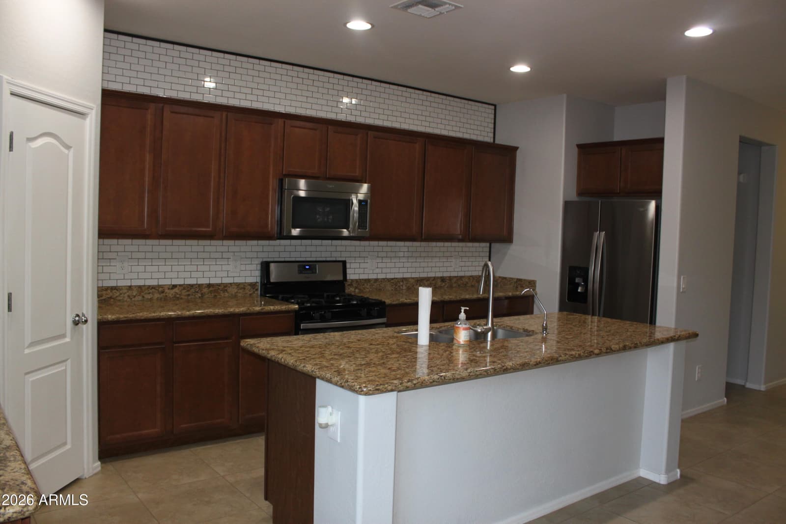 21245 E CHERRYWOOD Drive E, Queen Creek, AZ 85142 — photo 17 of 49