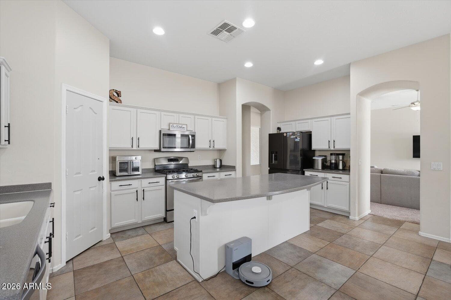 13041 W Estero Lane, Litchfield Park, AZ 85340 — photo 10 of 43