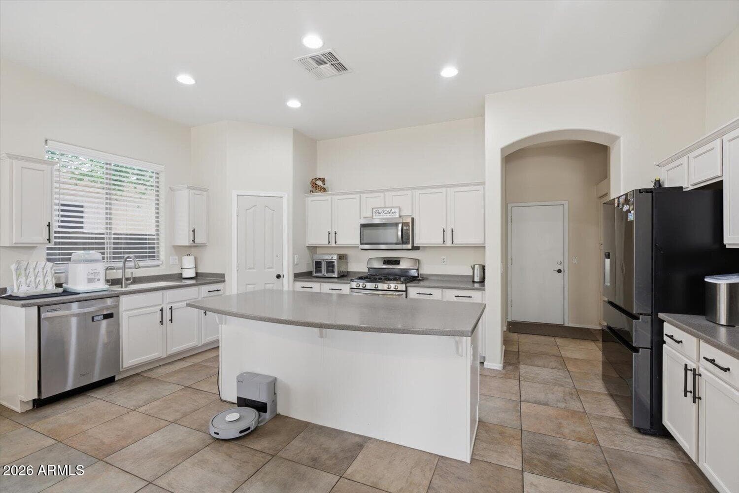 13041 W Estero Lane, Litchfield Park, AZ 85340 — photo 9 of 43