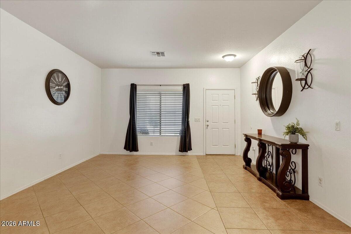 39425 N CAROLINA Avenue, San Tan Valley, AZ 85140 — photo 10 of 47