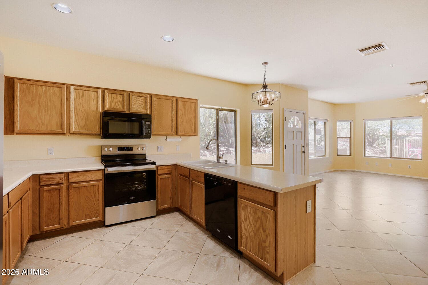 11682 N SAGUARO Boulevard E, Fountain Hills, AZ 85268 — photo 4 of 31