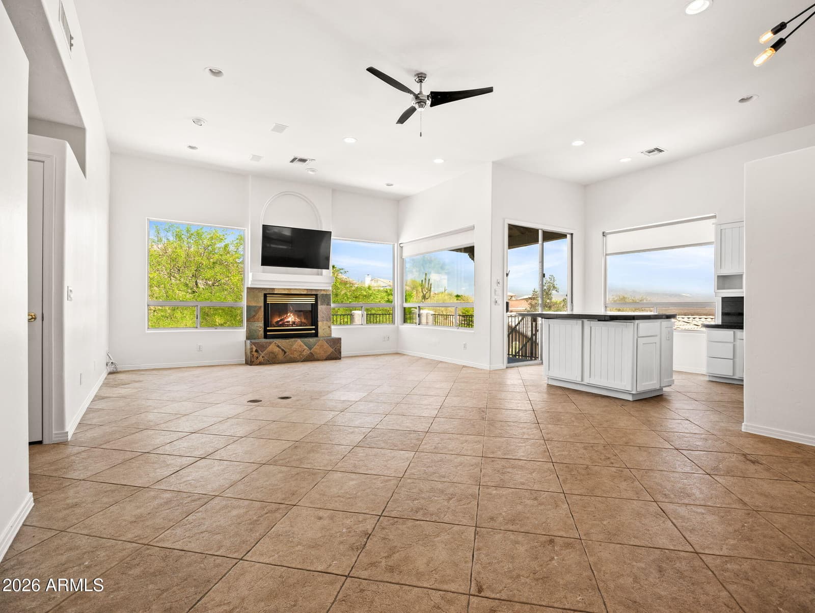 15848 E JERICHO Drive, Fountain Hills, AZ 85268 — photo 9 of 55