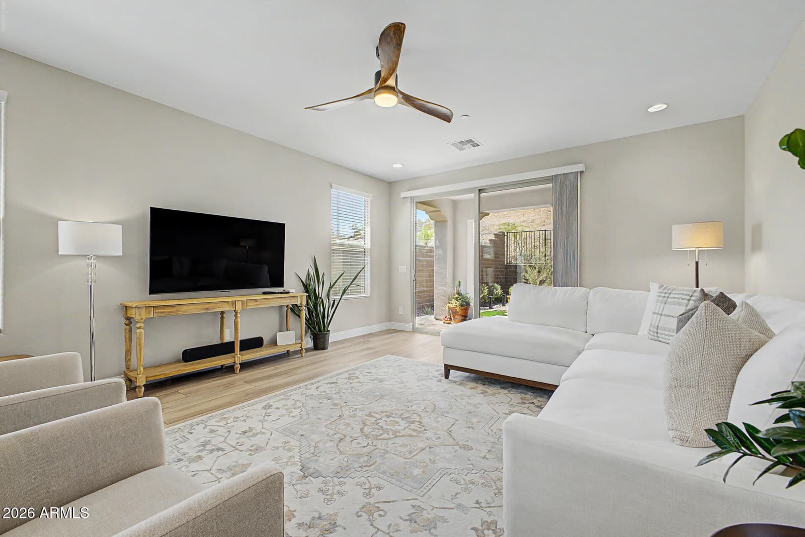 13529 W Calle De Pompas, Peoria, AZ 85383 — photo 8 of 30