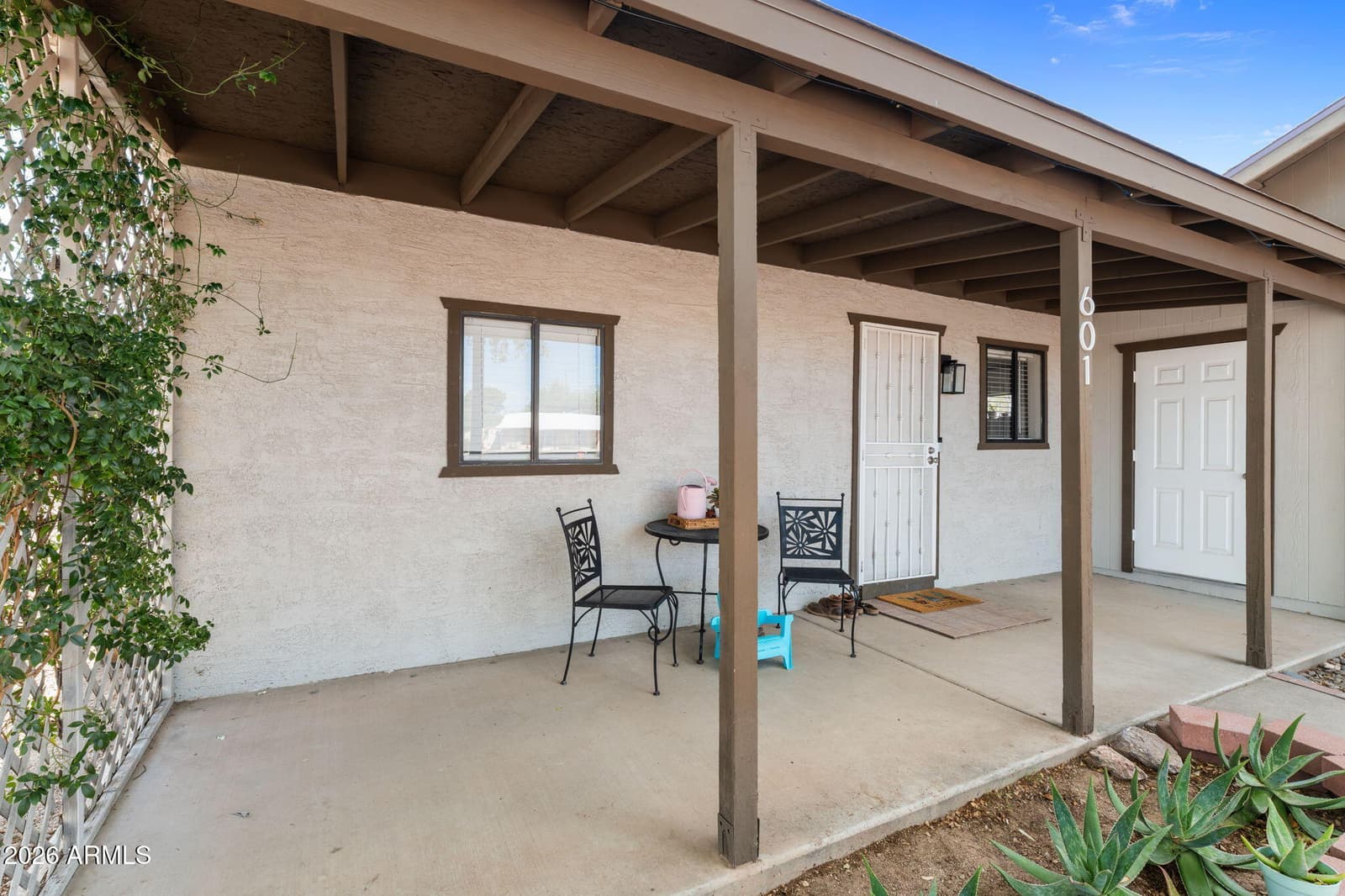601 Whipple Court, Wickenburg, AZ 85390 — photo 3 of 30