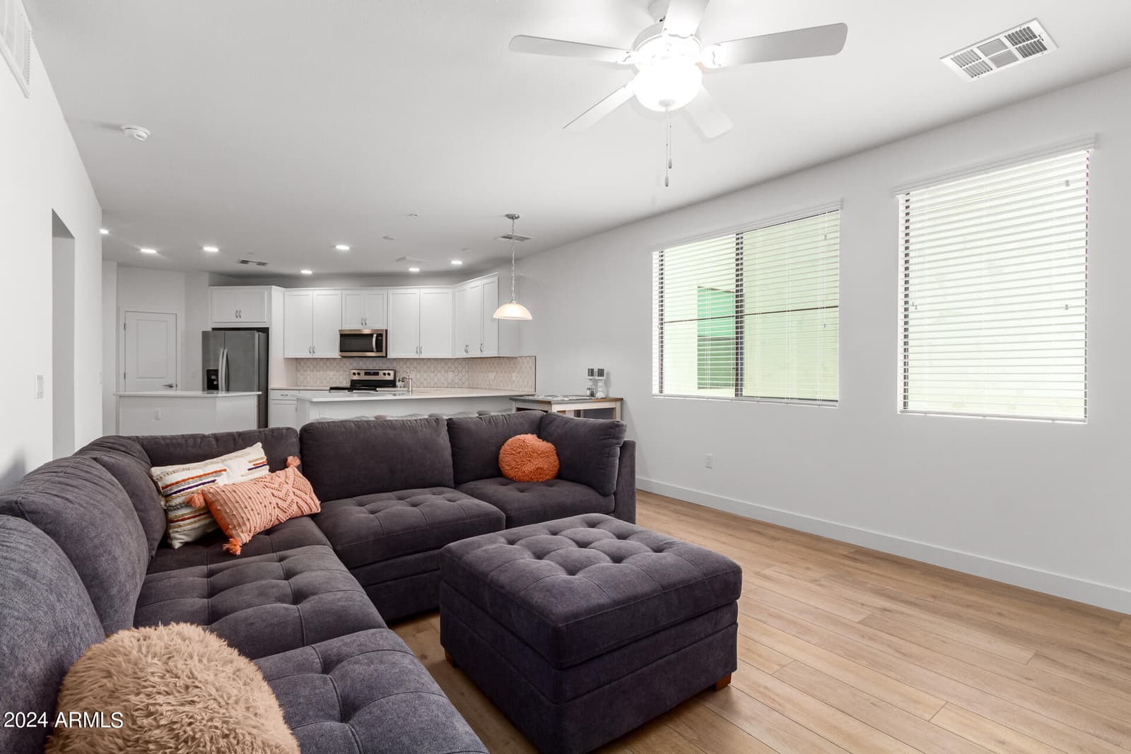 2511 W QUEEN CREEK Road 374, Chandler, AZ 85248 — photo 12 of 63
