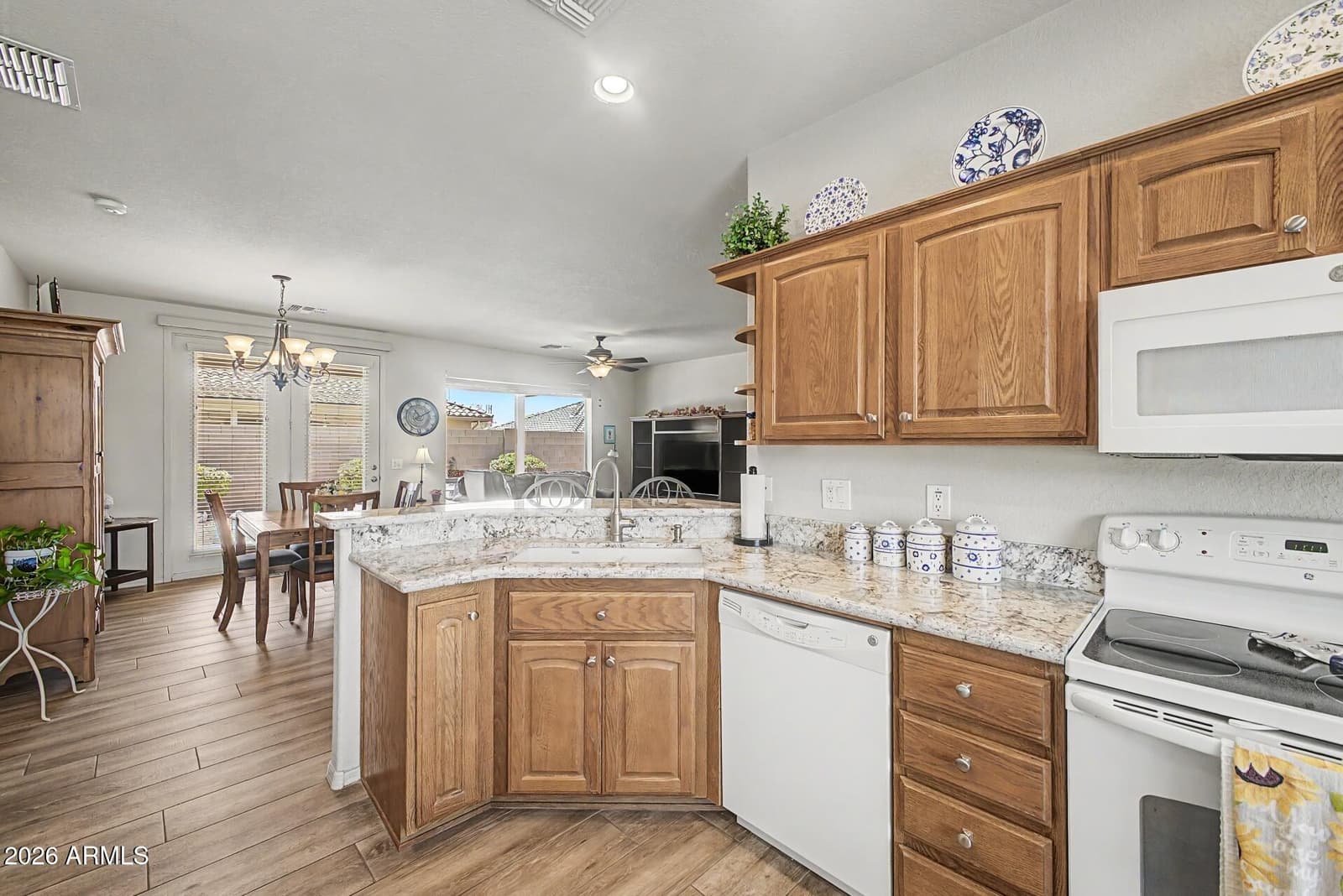 10913 E ONZA Avenue, Mesa, AZ 85212 — photo 4 of 31