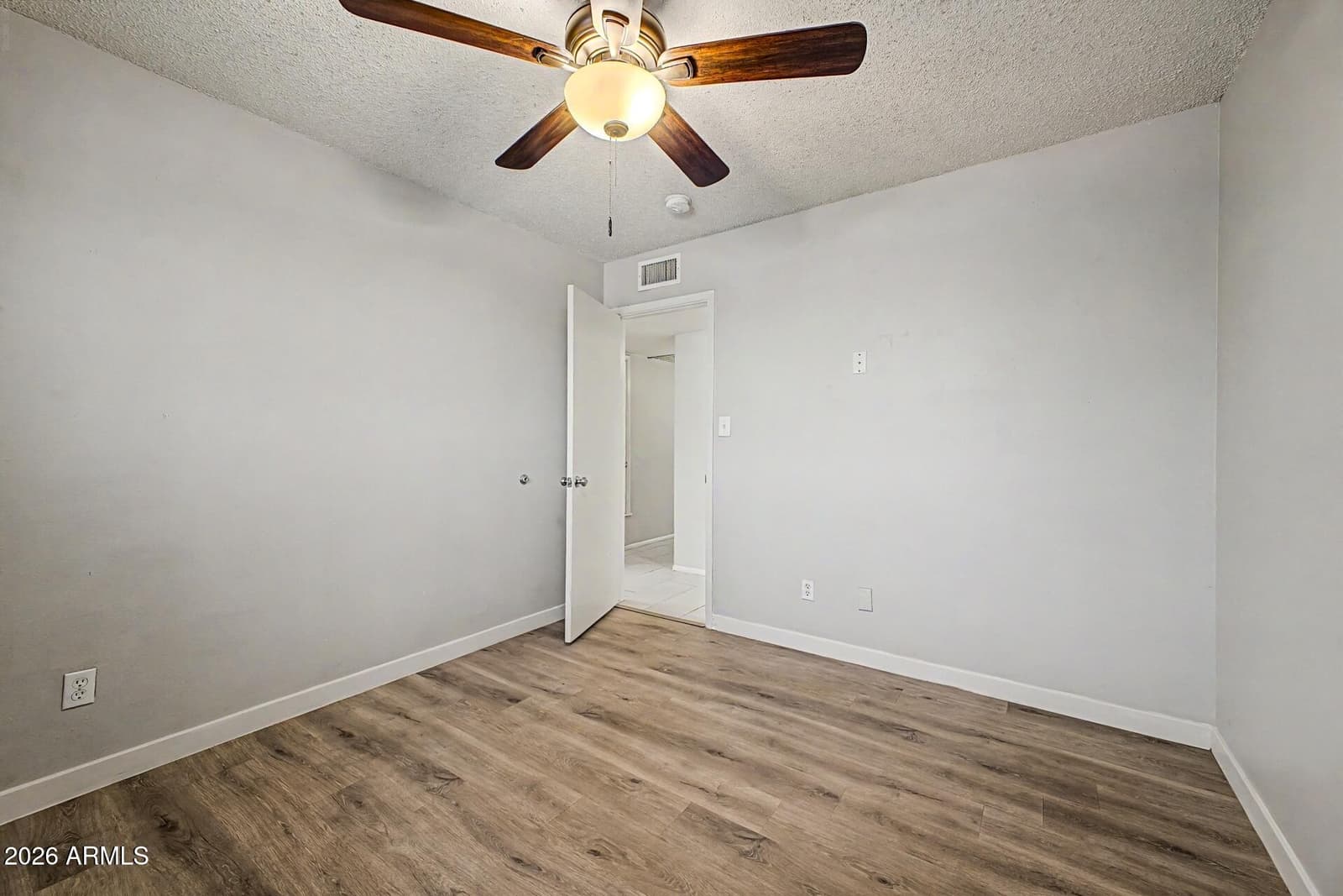 1000 E LOYOLA Drive, Tempe, AZ 85282 — photo 26 of 32