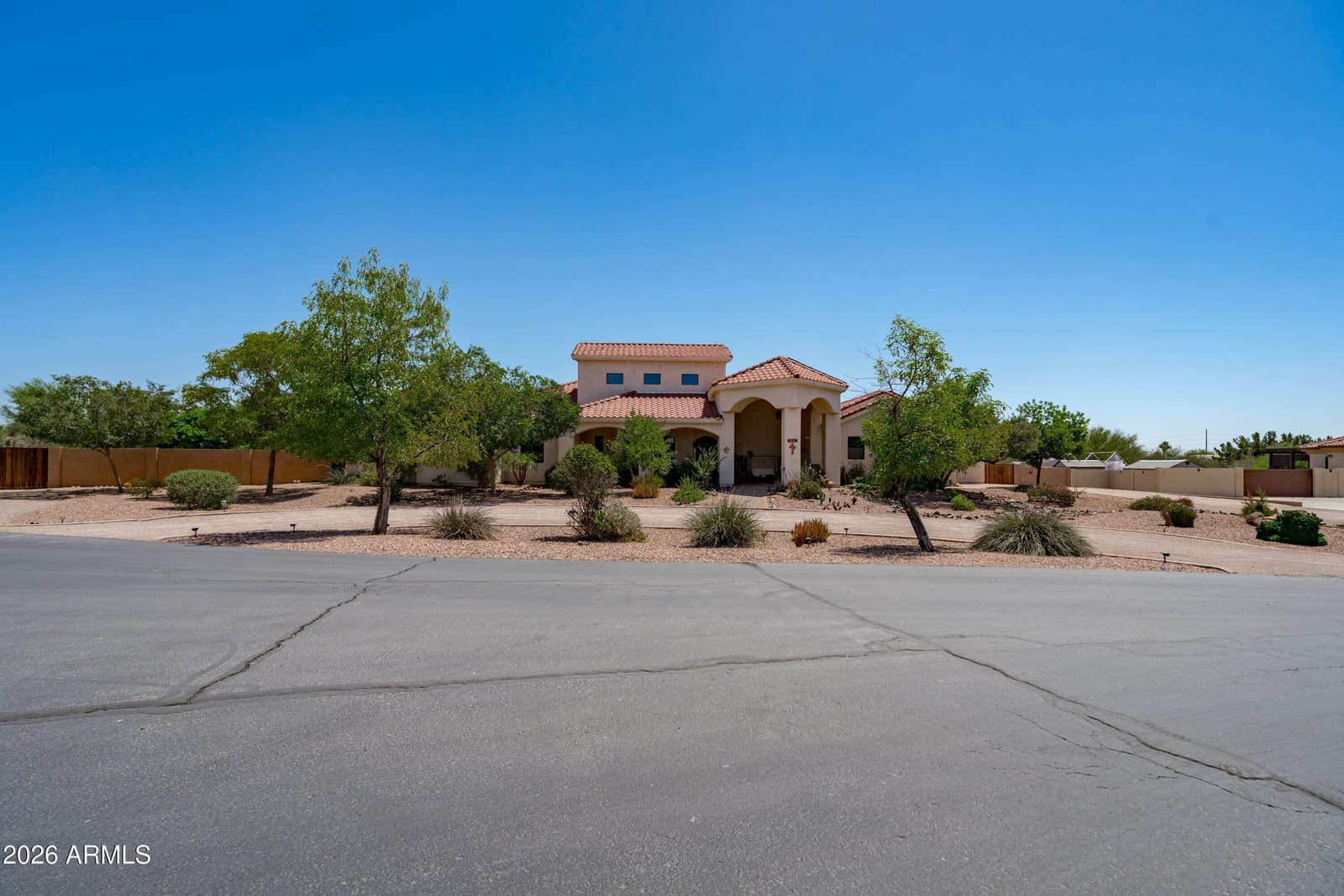 3311 N 190TH Drive, Litchfield Park, AZ 85340 — photo 7 of 63
