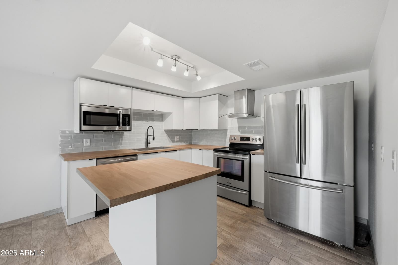 7940 E CAMELBACK Road 210, Scottsdale, AZ 85251 — photo 1 of 28